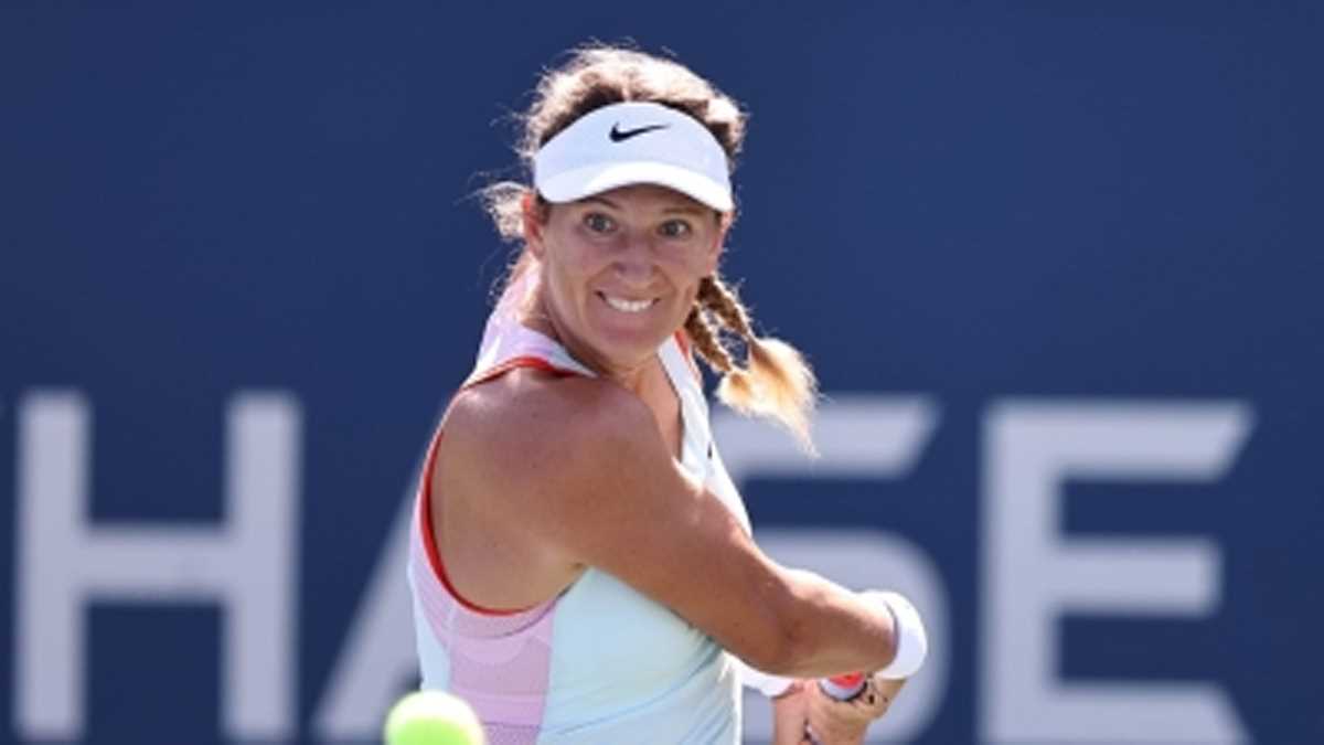 इटालियन ओपन : अजारेंका ने स्टीफंस को हराया, बोंडर ने प्लिस्कोवा को शिकस्त दी